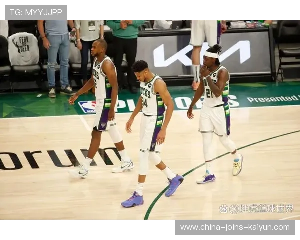 字母哥连续内线强攻，雄鹿赢下对手主场