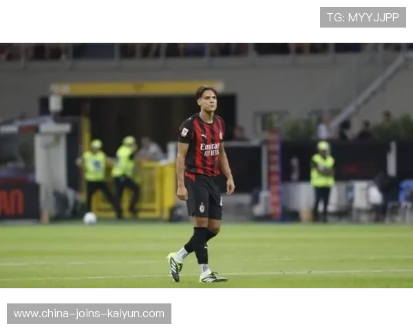 米兰锋线回暖，莱奥助攻双响领衔反击，莱奥转会米兰